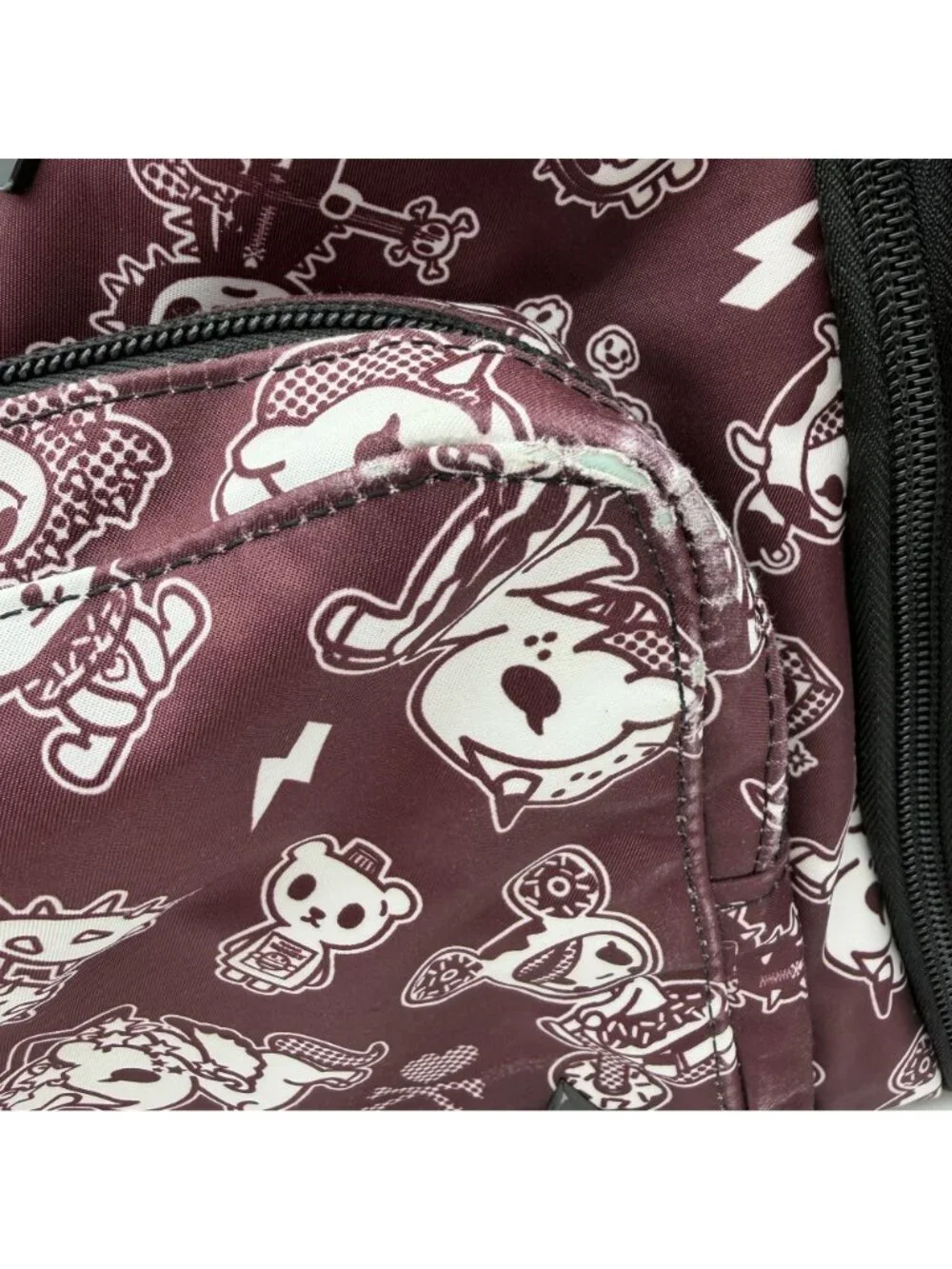 TokiDoki X JuJuBe Queens Court diaper bag maroon white zippered backpack